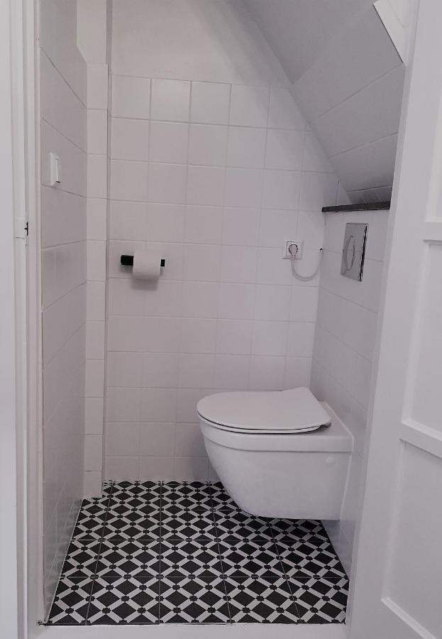 Ninet7 Bed and Breakfast Tilburg Buitenkant foto