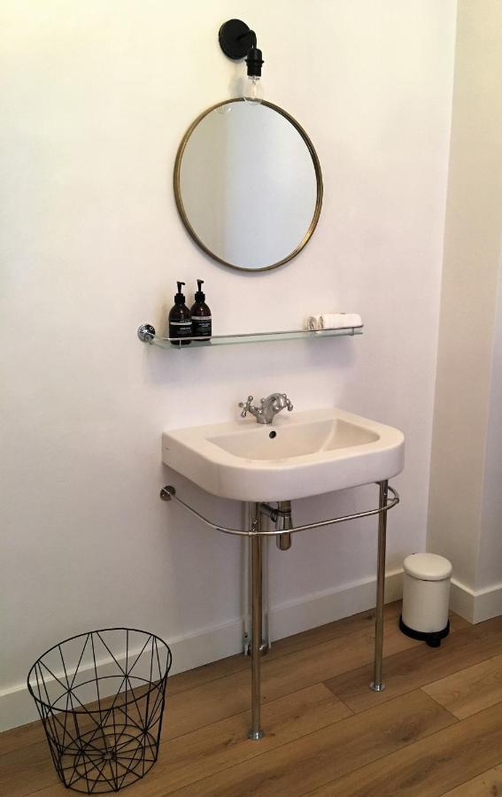 Ninet7 Bed and Breakfast Tilburg Buitenkant foto